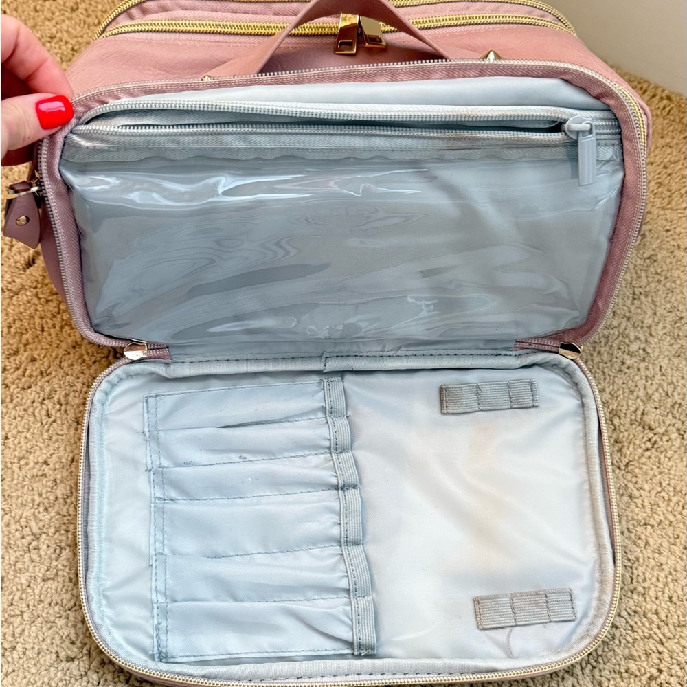 Women’s Large Pink Toiletry Bag - Picture 6 of 8